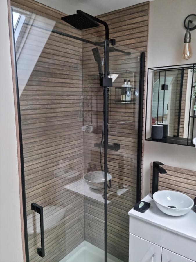 Barra'S Loft Apartment ฟอร์ตวิลเลียม ภายนอก รูปภาพ